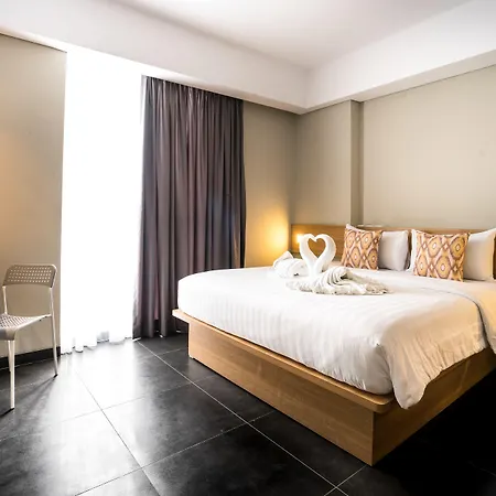 Maple Hotel Grogol-3