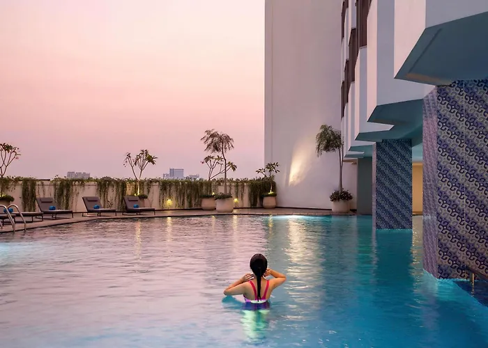 Hotel with pool: Mercure Jakarta Batavia